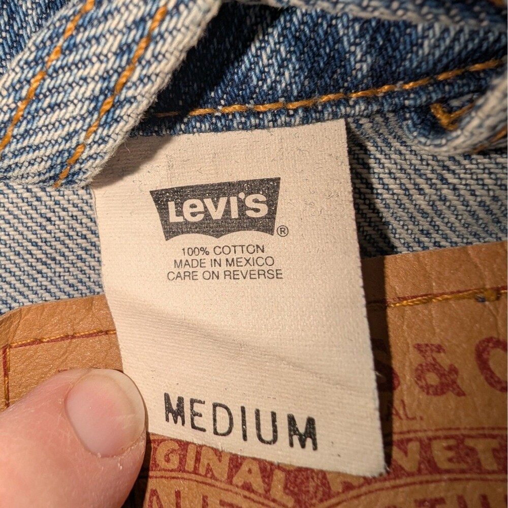 Vintage Levis 70507-0389 Denim Jean Jacket   - Size Medium - Picture 12 of 12